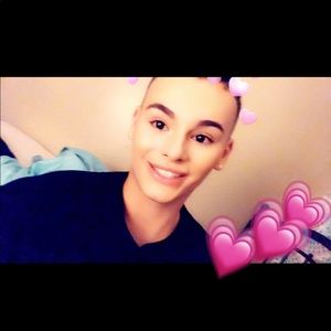 Meet your Posher, Eian